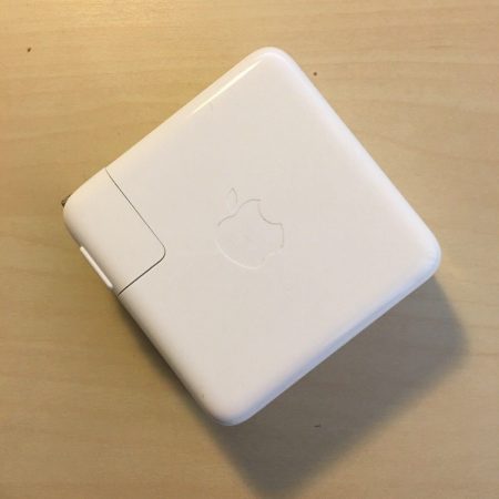 Sạc macbook MNYG2