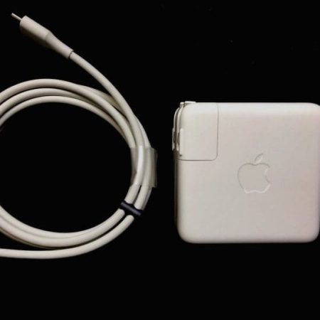 Sạc macbook MLH42