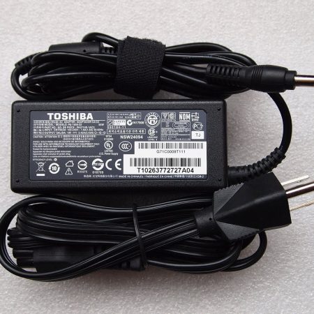 Sạc Laptop Toshiba Satellite C805 C805D