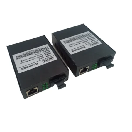 Bộ mở rộng cáp quang SC ST FC Fiber UNITEK T033A (10/100/1000 Mbps, Tương thích chuẩn IEEE802.3, hỗ trợ full-duplex và half-duplex)