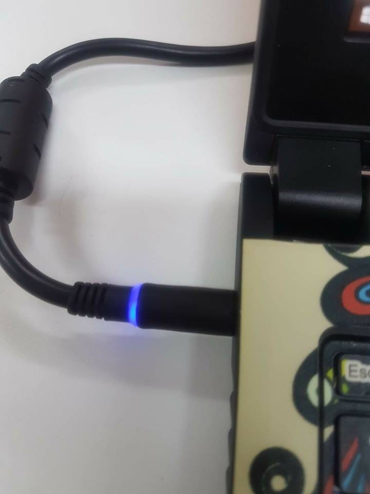 Hướng Dẫn Kiểm Tra Sạc Laptop Không Vào Điện 5 Hướng dẫn kiểm tra sạc laptop không vào điện