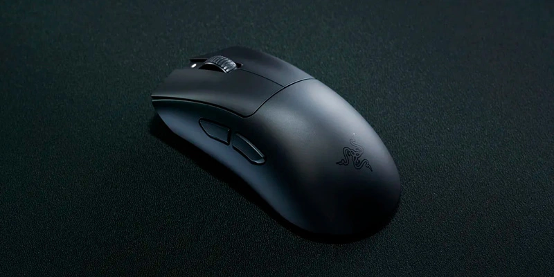 1718941103chuot-gaming-khong-day-razer-deathadder-v3-hyperspeed-01